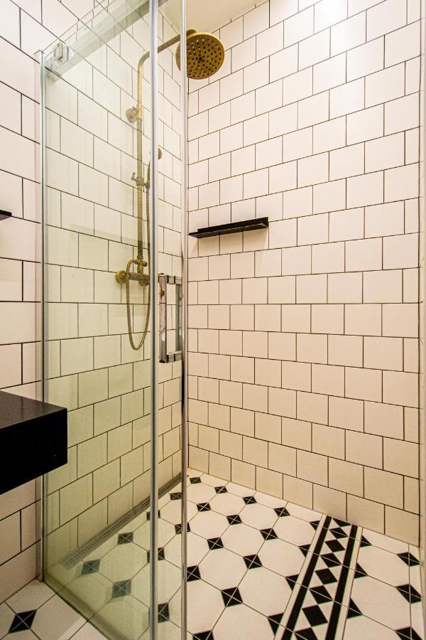 4 Bedrooms 130M2 Apartment At The Main City Square 布拉格 外观 照片